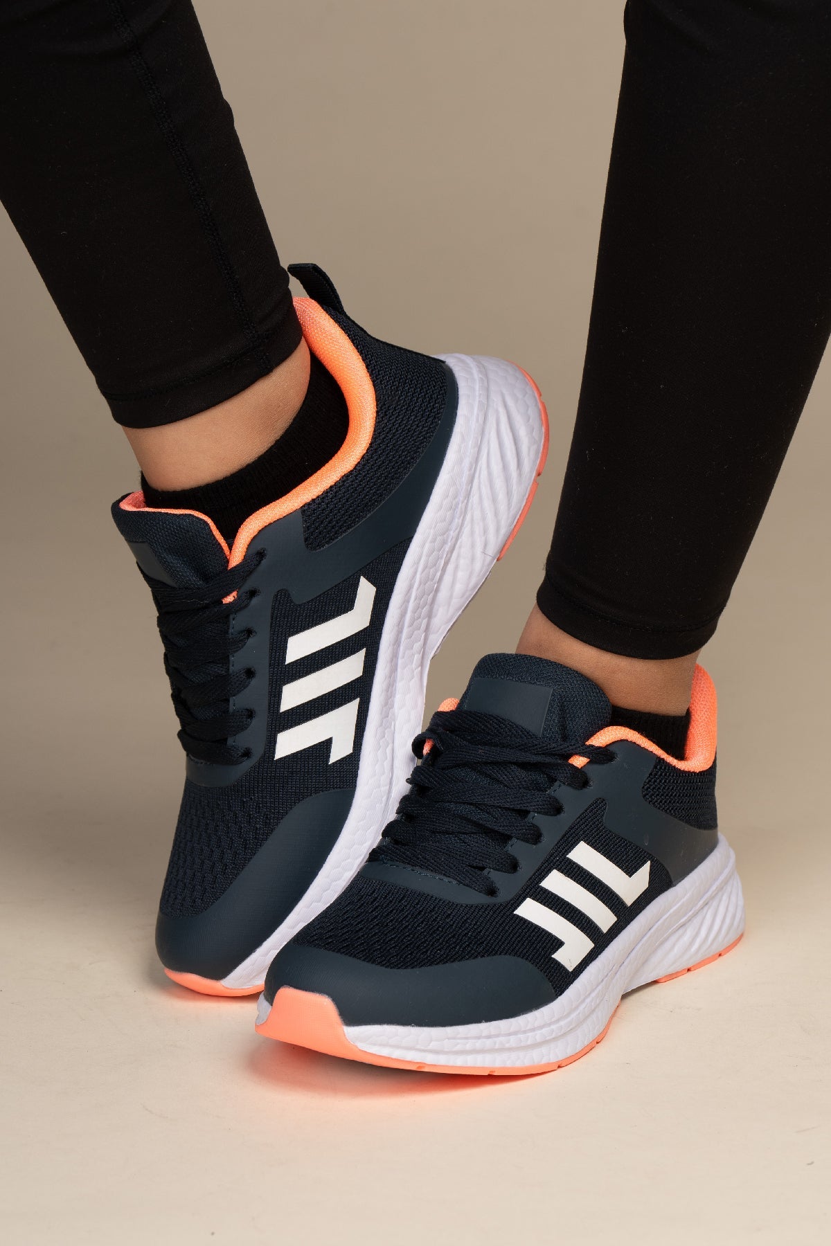 Zapatilla Deportiva Mujer Negro Atlas Chinitown Chinitown